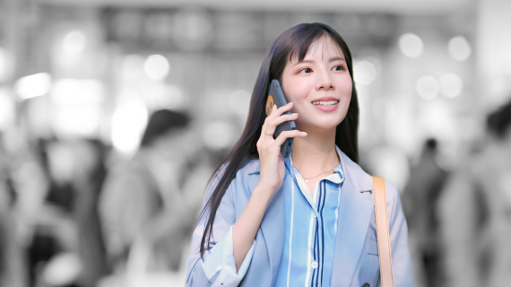 AIのチカラで、通話※1も撮影もクリアに。