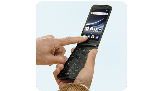 Các nút lớn giúp thao tác dễ dàng, và màn hình bên ngoài giúp dễ dàng hiểu các thông báo.